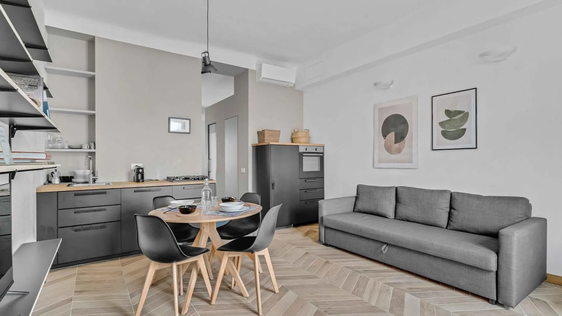 Ven54 -Loreto - Duomo- Modern - Central - Bright Milano 0*,  Italia