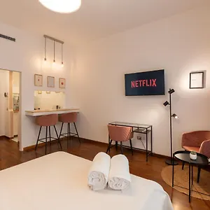 Appartamento Amalia's House, Cozy In Brera, Milano